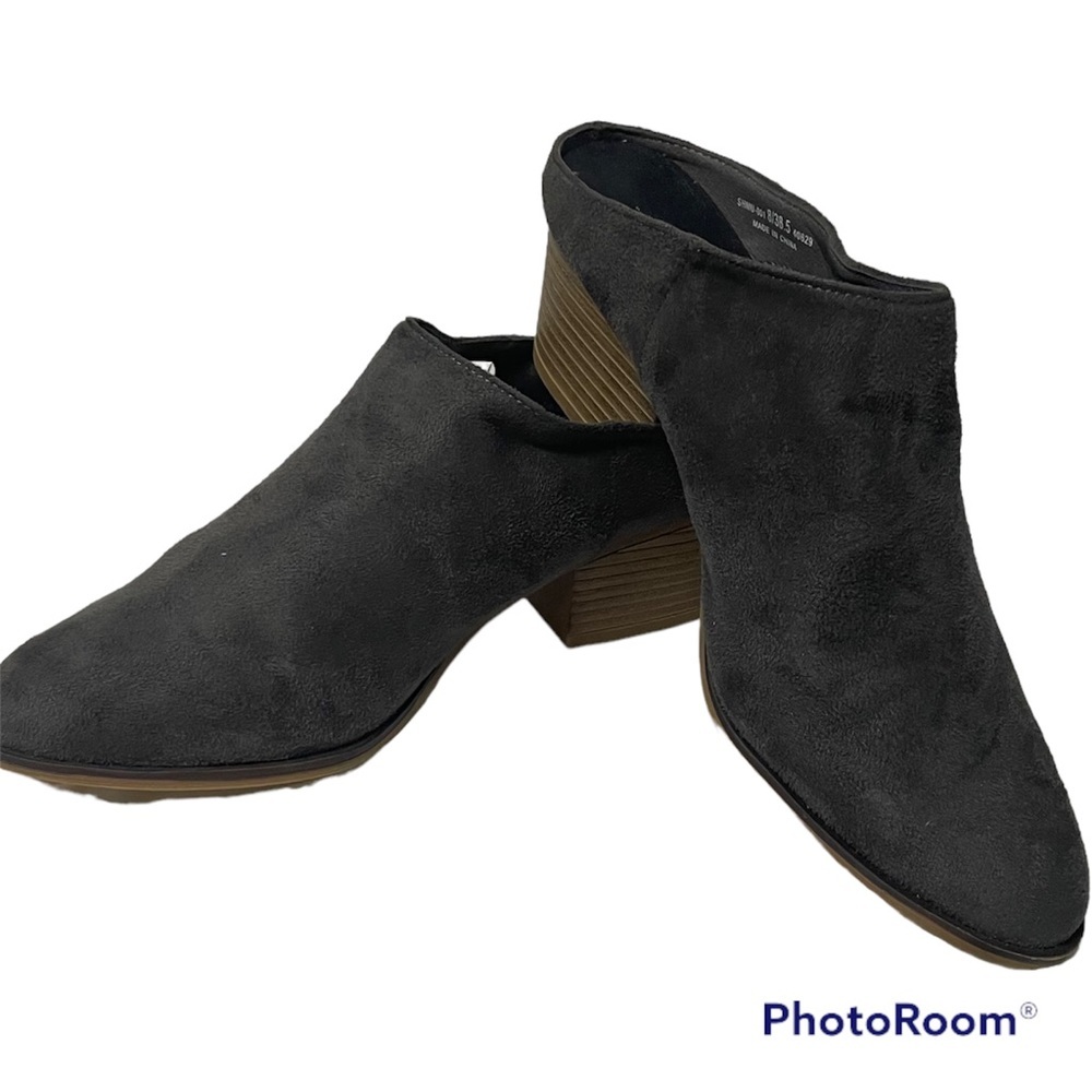 Chinese Laundry Gray Suede Mule slide Heeled boots On  2” new sz 8